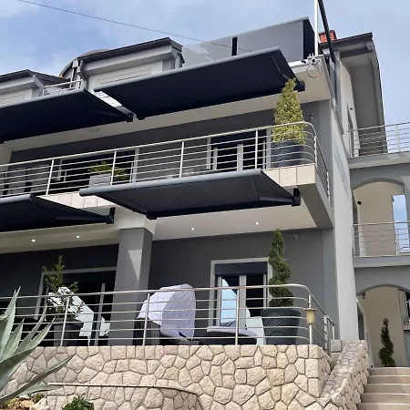 18 * Crikvenica