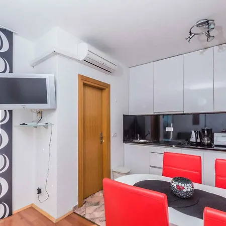 18 * Crikvenica