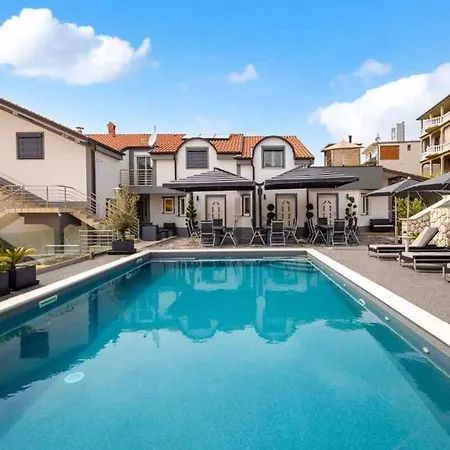 18 Apartament *