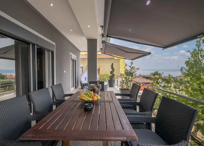 Apartament 18 *