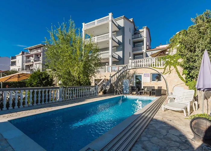 18 * Crikvenica